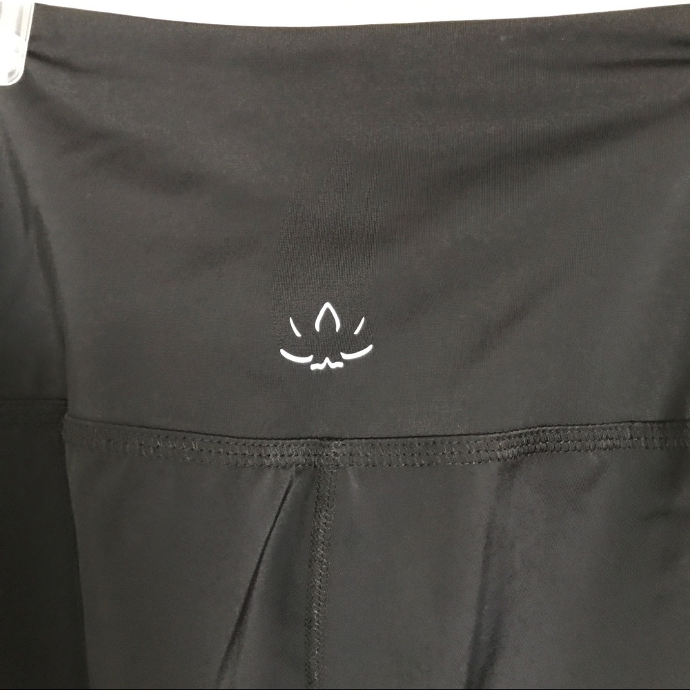 Beyond Yoga Black Take Leaf Mesh Leggings Sm - Picture 10 of 14